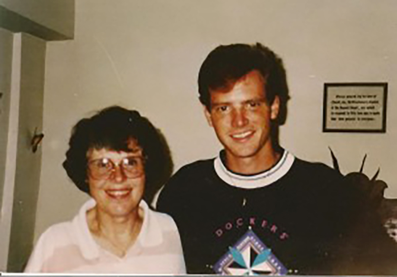 Stephen-and-Sr-001-300x209-1